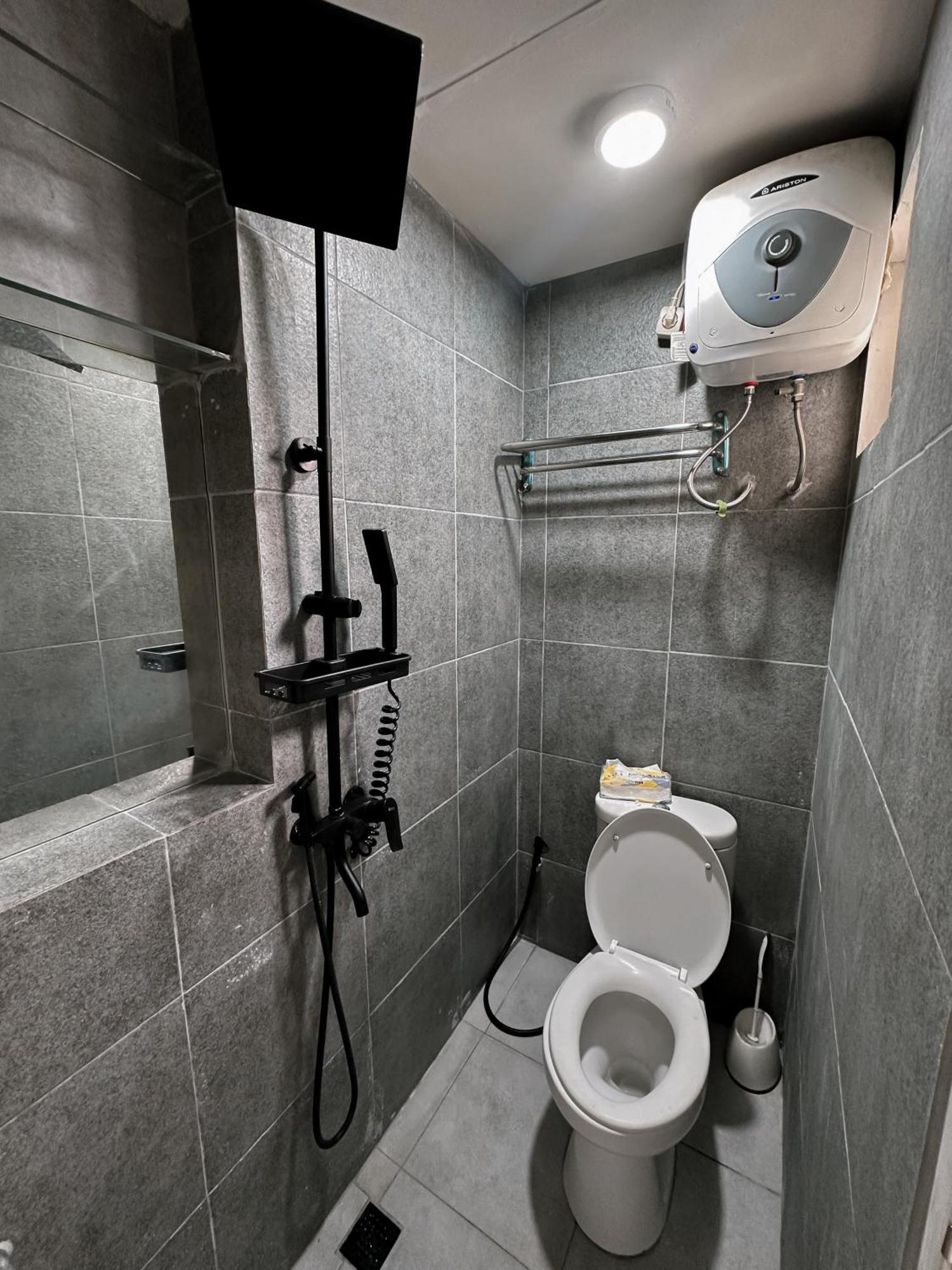 Apartment In West Tibonne House *
