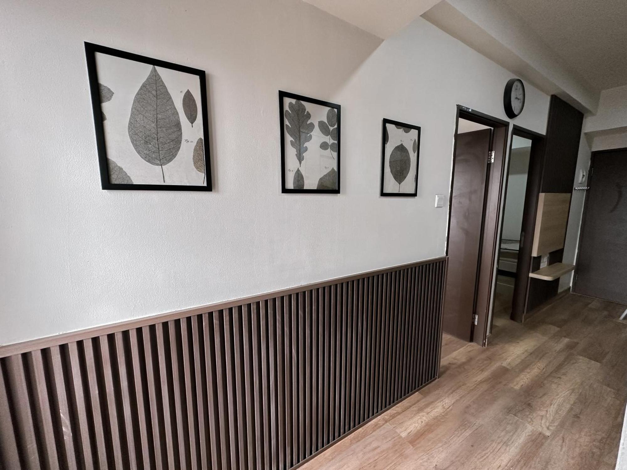 In West Tibonne House Apartment