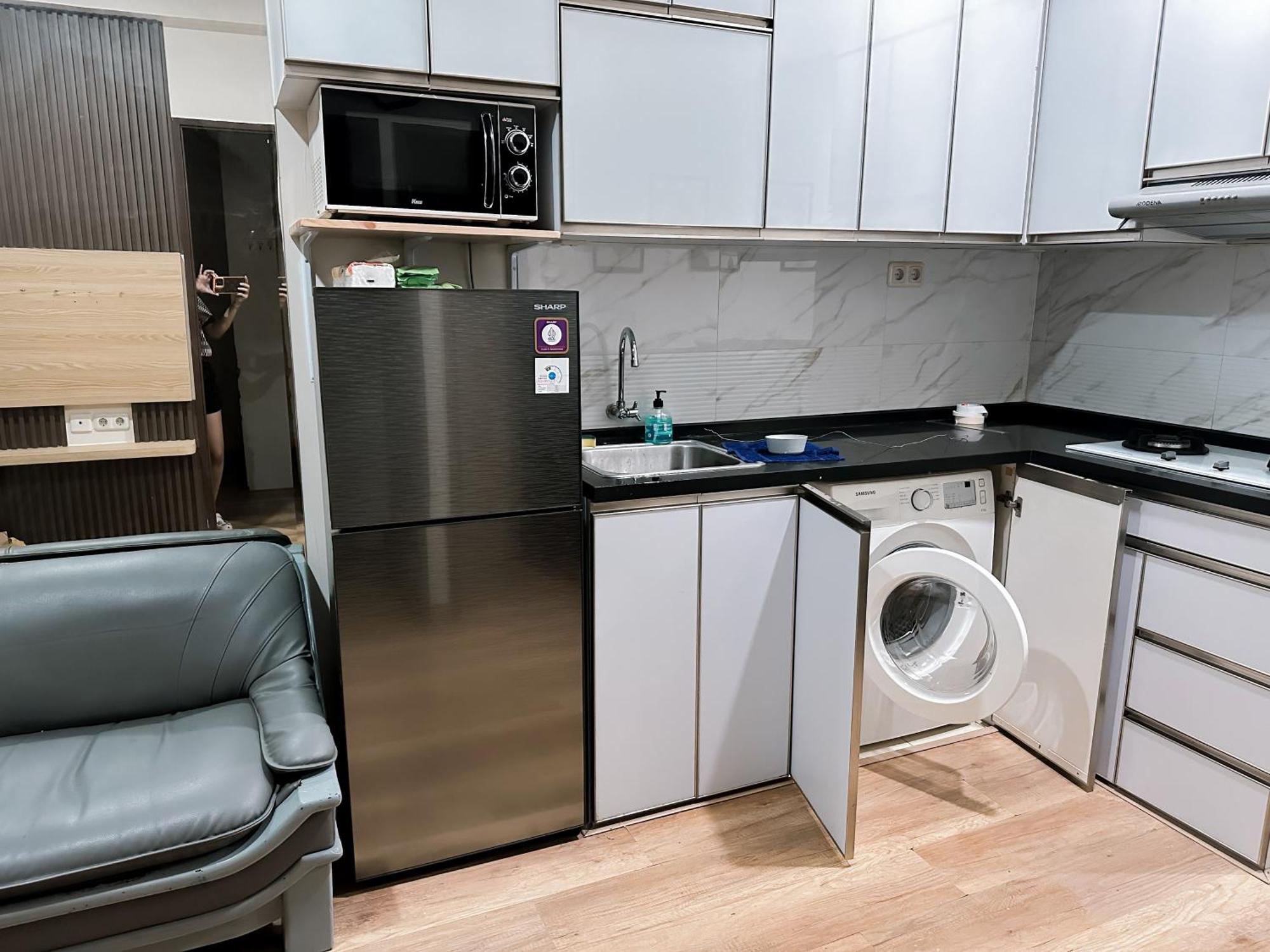 Apartment In West Tibonne House